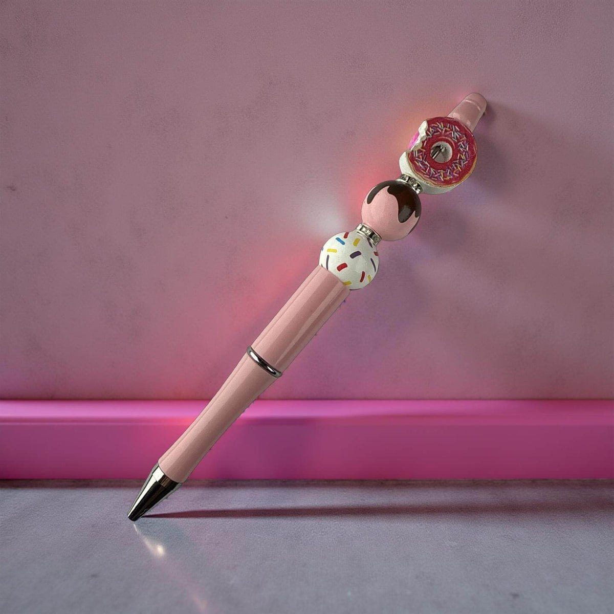 Fun Novelty Pen 09 - by Stevie Buoy