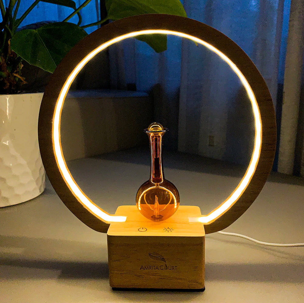 Luna (nebuliser + ringlight) - Waterless Diffuser | Essential Oil Burner | Aromatherapy| Home Fragrance - by Stevie Buoy