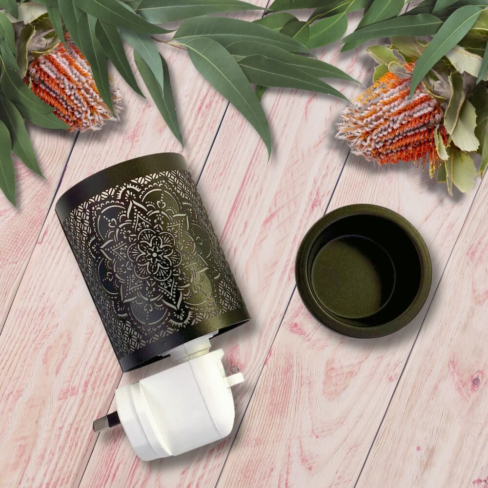 Mandela Flower Plug in Wax Warmer - Black - by Stevie Buoy